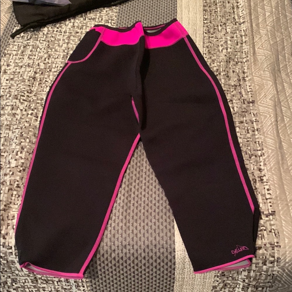 Neoprene Black and Pink capris with Sporty Accents Large